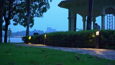 Κίνα Φως φωτός λαμπτήρων των νέων οδηγήσεων σχεδίου αδιάβροχων και στυλίσκων των οδηγήσεων για τη διακόσμηση κήπων προμηθευτής